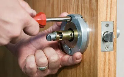 Maple Grove MN Locksmith Store Maple Grove, MN 763-333-1195 Maple Grove MN Locksmith Store Maple Grove, MN 763-333-1195 - 12-Expert-Locksmith